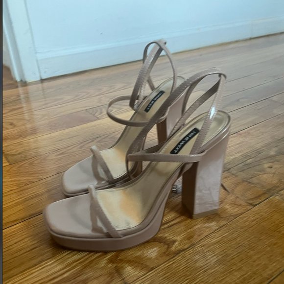 Nude Platform Block Heels Nine West - Picture 3 of 9